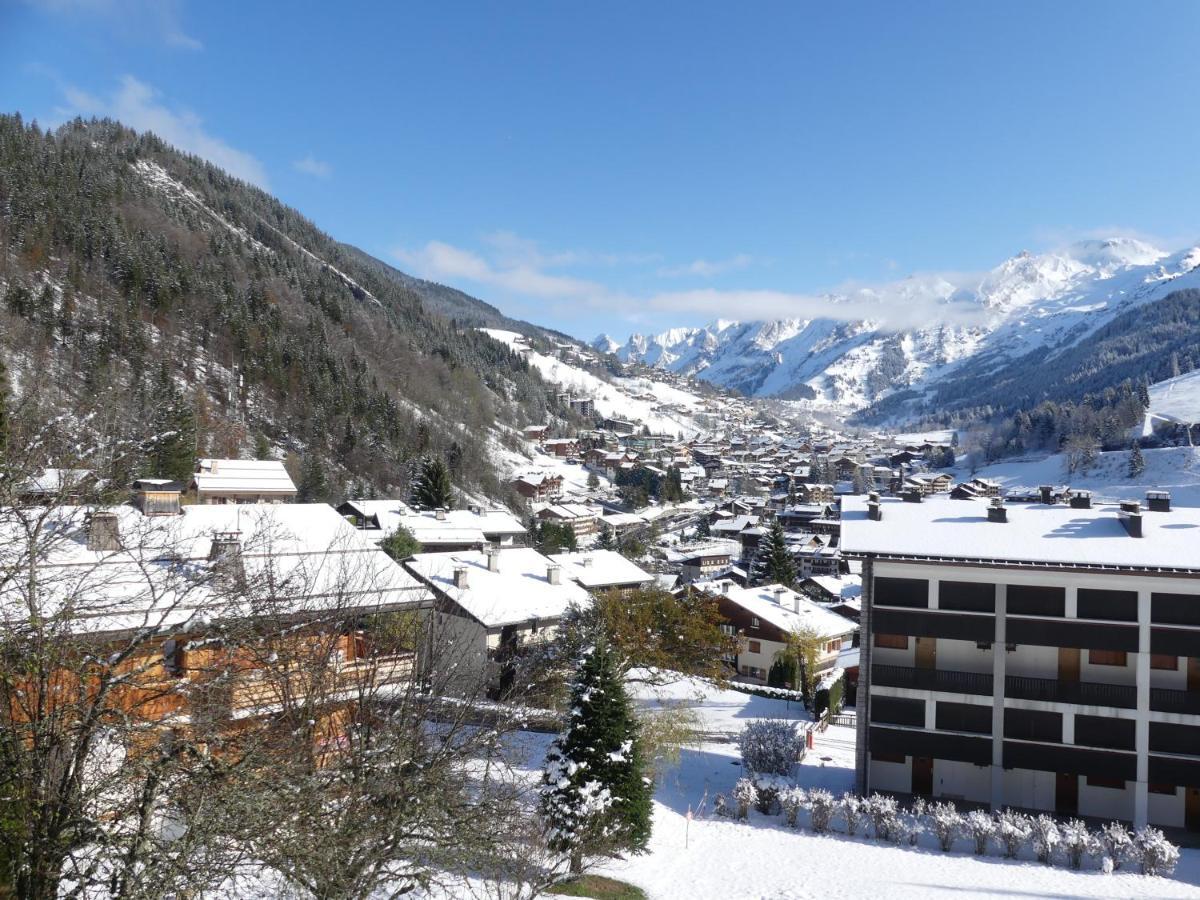 Sapaudia G - Appartement skis aux pieds, belle vue La Clusaz Extérieur photo